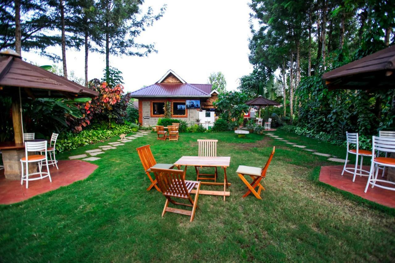 Maya Gardens Sagana Resort Buitenkant foto
