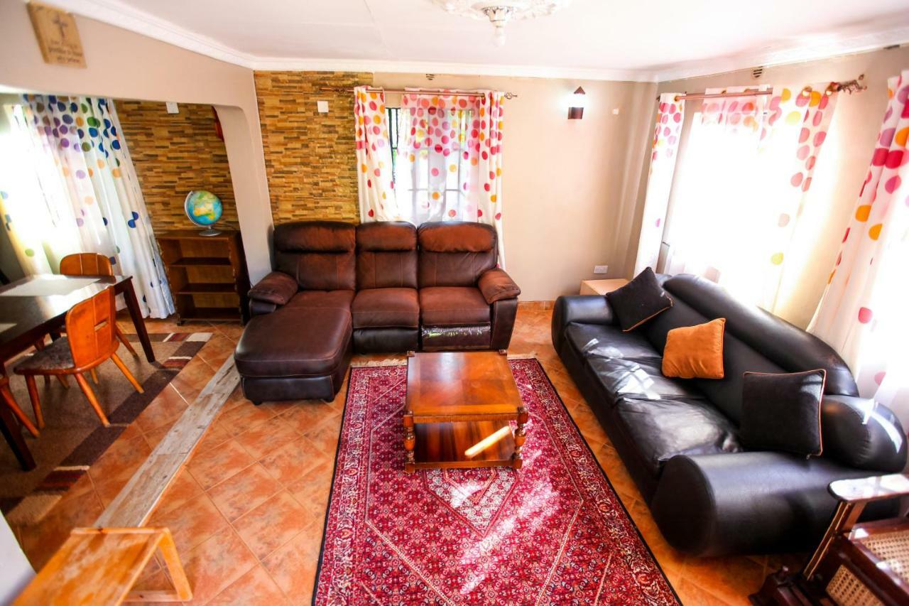 Maya Gardens Sagana Resort Buitenkant foto